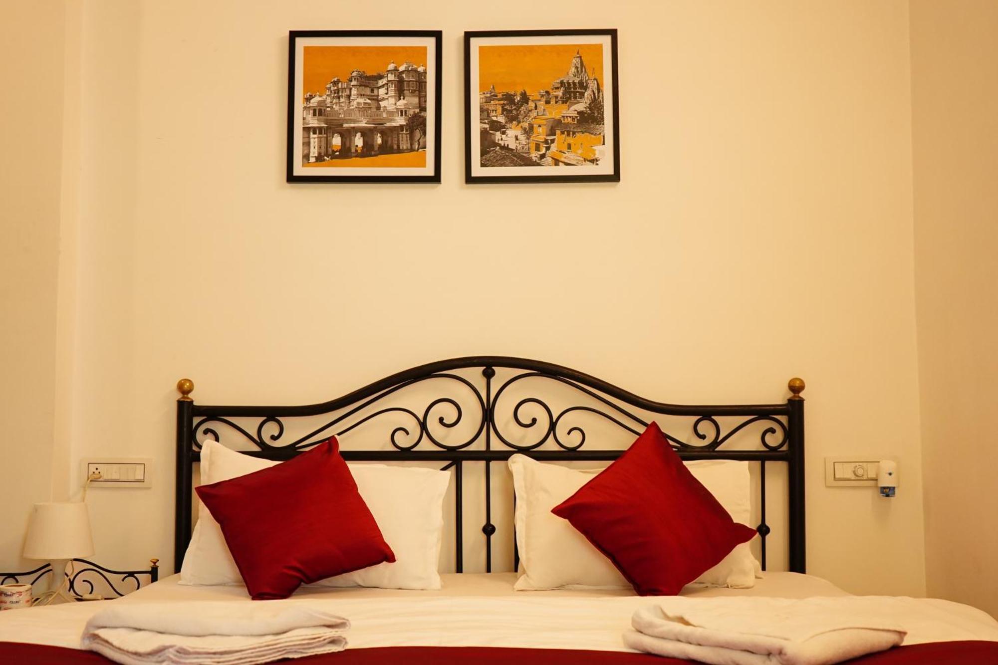 Rising Shemesh Home Stay أُودايبور المظهر الخارجي الصورة