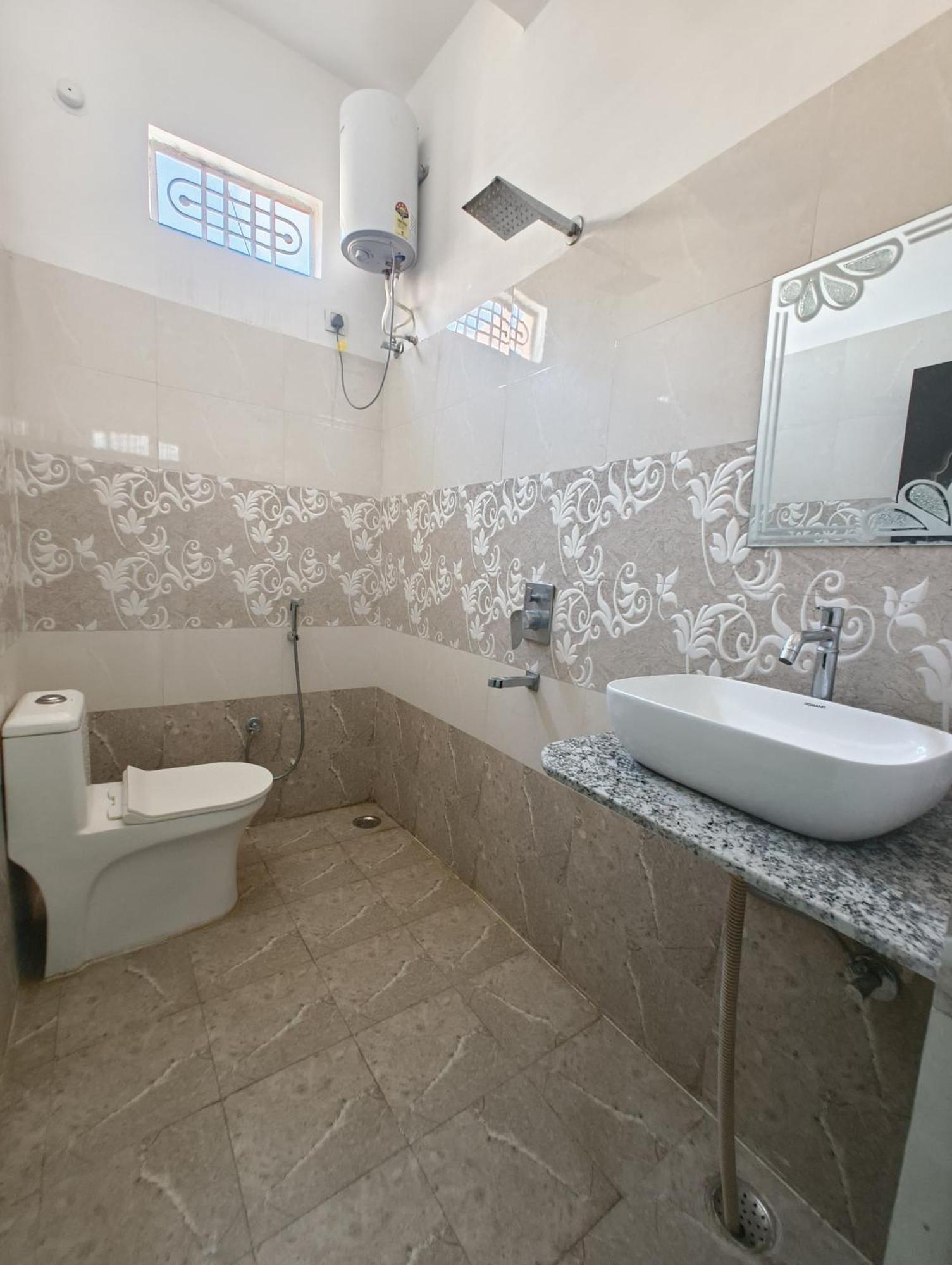 Rising Shemesh Home Stay أُودايبور المظهر الخارجي الصورة