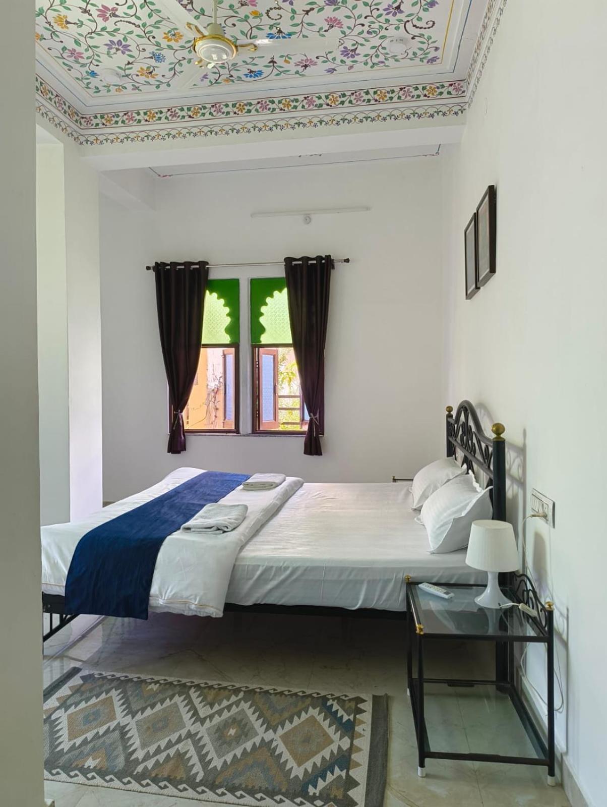 Rising Shemesh Home Stay أُودايبور المظهر الخارجي الصورة