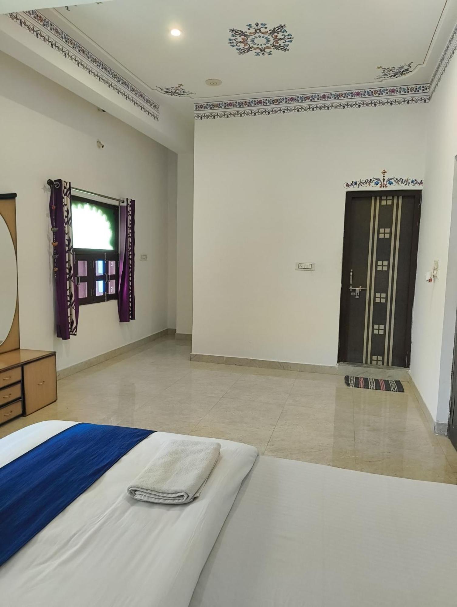 Rising Shemesh Home Stay أُودايبور المظهر الخارجي الصورة